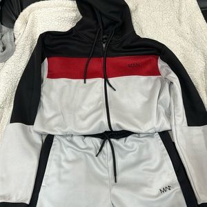 Boohoo matching sweatsuit set